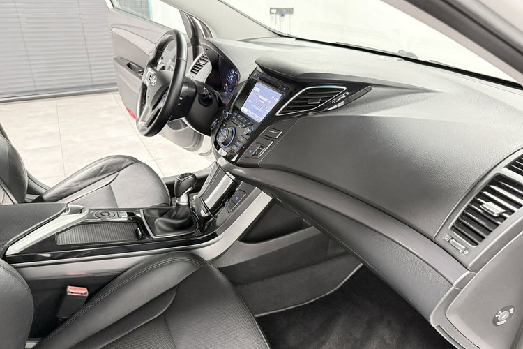 Hyundai i40 1.7CRDi136KM PREMIUM+Nav BiXenon Skóry Alu KeyLessGo LED Dzienne zdjęcie 21