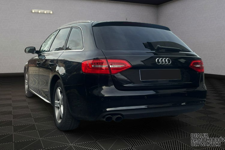 Audi A4 2.0 TDI/Skórzana tapicerka/Navi/MMI/Bixenon/Podgrzewane fotele zdjęcie 6