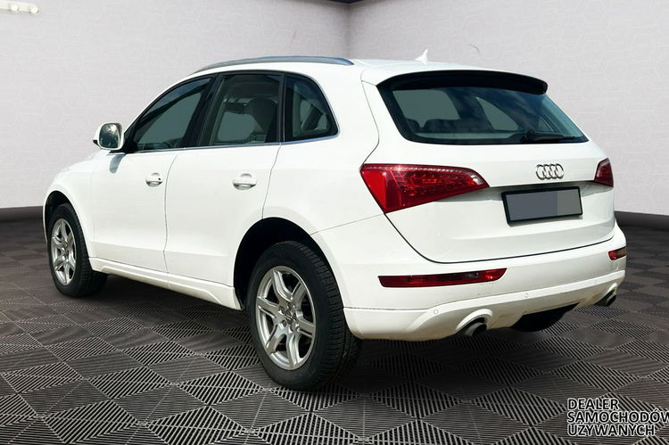 Audi Q5 2.0 TFSI 4x4 211KM Automat Jasne skóry Bi xenon Nowy Rozrząd zdjęcie 5