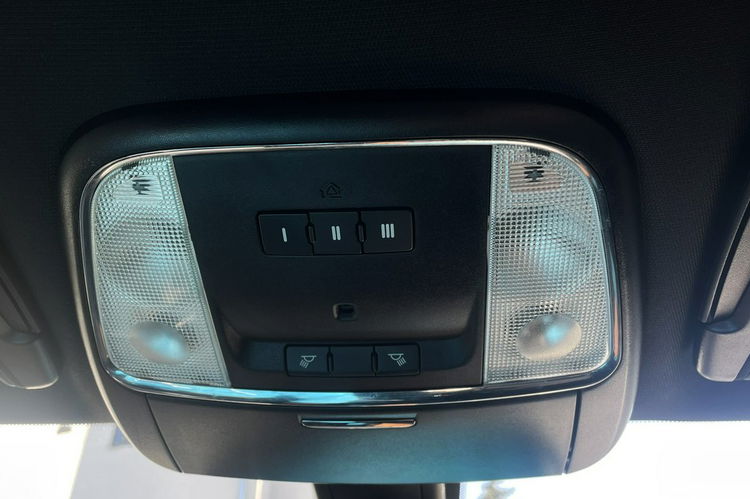 Chrysler 300C 300S 3.6 V6 304KM Alpine Czarna skóra+podsufitka Podgrz. fotele zdjęcie 11