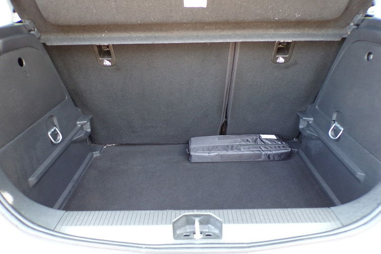 Opel Corsa Klimatyzacja /Tablet /I właść /1.4 /90KM /2020 zdjęcie 24