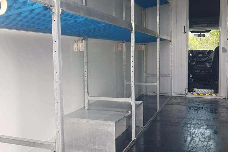 Iveco Daily KONTENER NISKOPODŁOGOWY 4.43x2.23x2.42 SKLEP BAR FOODTRUCK KAMPER AC zdjęcie 32