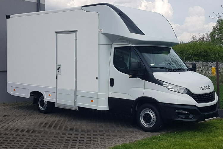 Iveco Daily KONTENER NISKOPODŁOGOWY 4.43x2.23x2.42 SKLEP BAR FOODTRUCK KAMPER AC zdjęcie 1