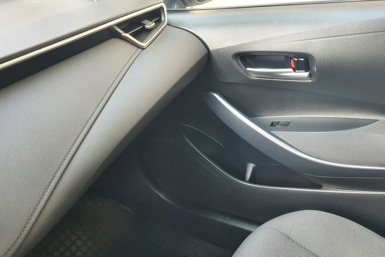 Toyota Corolla 1.6 132 KM GAZ, 2021- REJ, COMFORT, Salon PL, I WŁ, Serwis ASO, F.vat23% zdjęcie 39