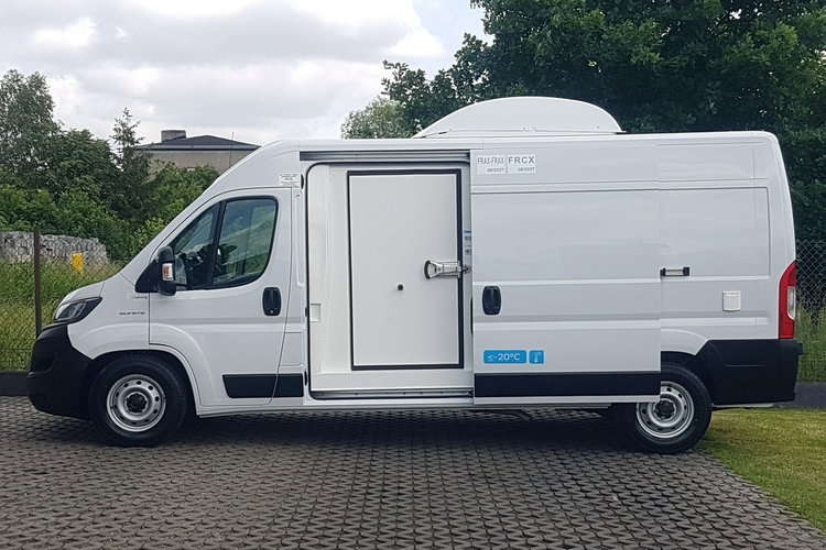 Fiat Ducato 3 KOMORY L3H2 CHŁODNIA IZOTERMA GRZANIE AGREGAT KLIMA TEMPOMAT zdjęcie 21