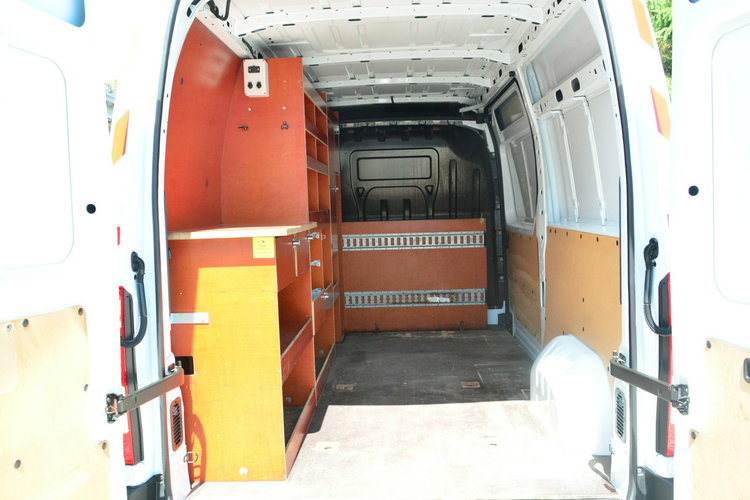 Renault Master sredniak max master L2H2 3 osobowy pełna opcja regały zdjęcie 5