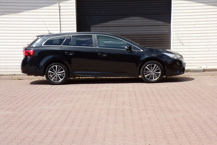 Toyota Avensis BI LED /Edition S /Navi /2.0 /143KM /2017 zdjęcie 16