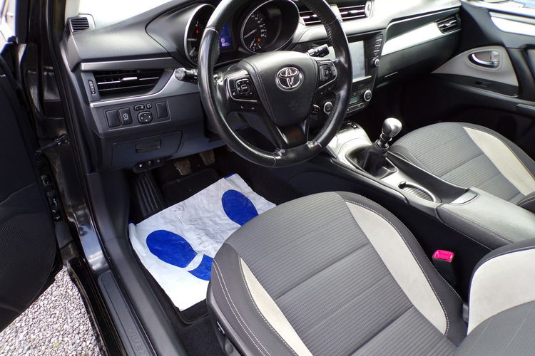 Toyota Avensis BI LED /Edition S /Navi /2.0 /143KM /2017 zdjęcie 27