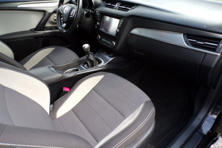 Toyota Avensis BI LED /Edition S /Navi /2.0 /143KM /2017 zdjęcie 38