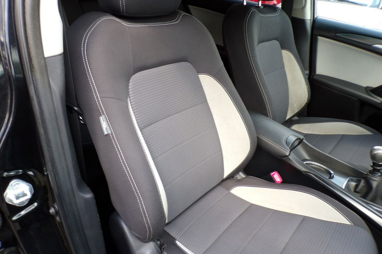 Toyota Avensis BI LED /Edition S /Navi /2.0 /143KM /2017 zdjęcie 40