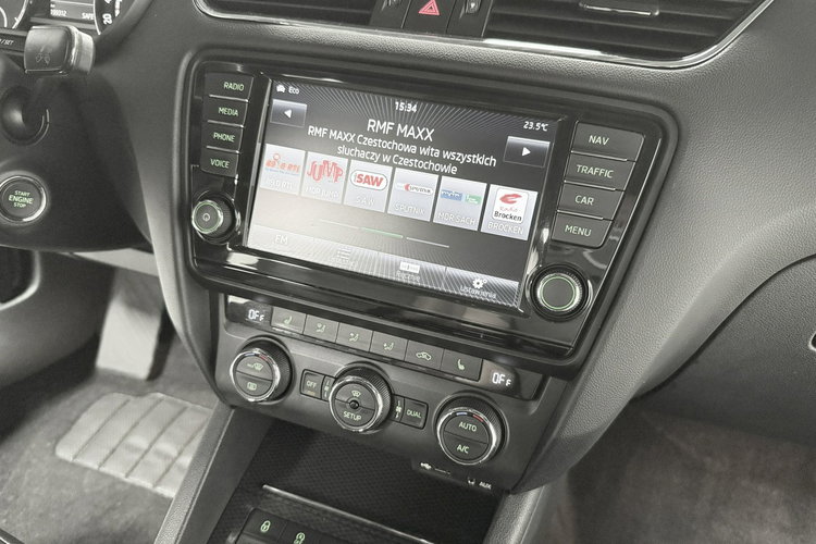 Skoda Octavia RS 2.0 TDI 184KM VRSMode KeyLess LED Bi-Xenon Navi KESKIN 19" Niemiec zdjęcie 26