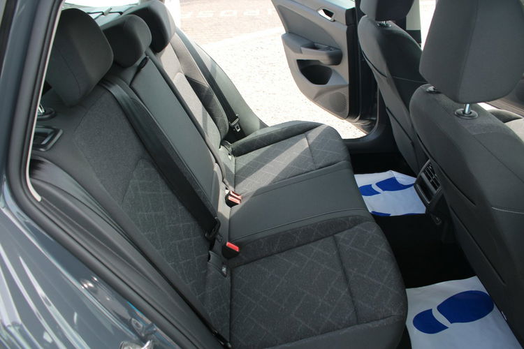 Volkswagen Golf LIFE Asystent Salon Polska Gwarancja zdjęcie 13