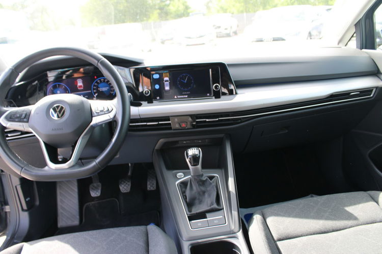 Volkswagen Golf LIFE Asystent Salon Polska Gwarancja zdjęcie 17