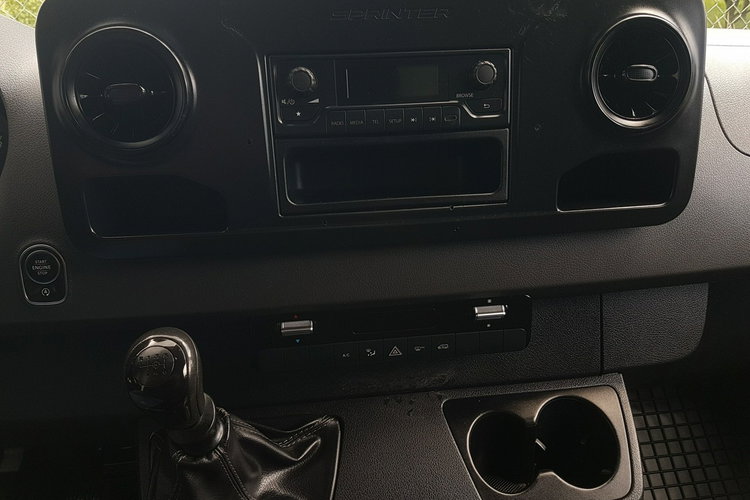 Mercedes Sprinter KONTENER 8EP 4.12x2.15x2.30 KLIMA 314 CDI MANUAL DMC 3500 KG zdjęcie 10