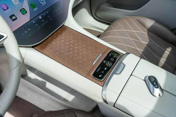 Mercedes EQE 500 SUV / 4MATIC / 90kWh / BEZWYPADKOWY / SALON POLSKA / 1 WŁAŚCICIEL zdjęcie 40