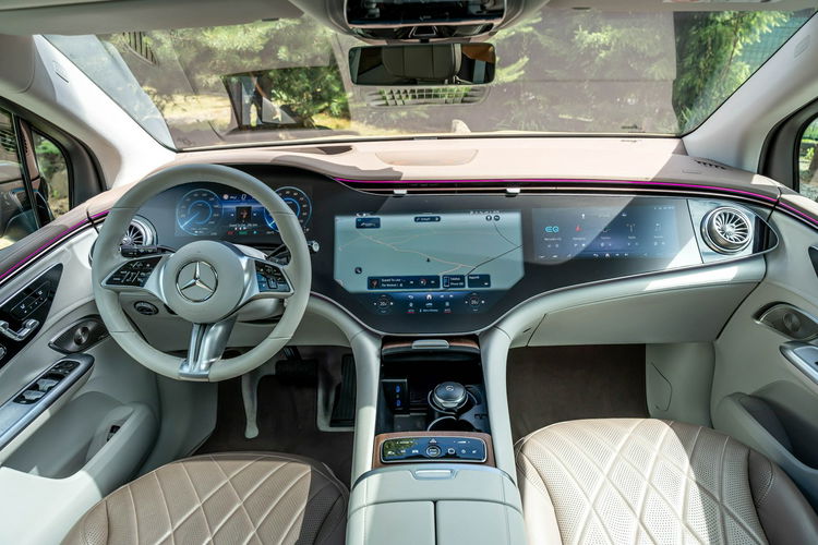 Mercedes EQE 500 SUV / 4MATIC / 90kWh / BEZWYPADKOWY / SALON POLSKA / 1 WŁAŚCICIEL zdjęcie 65