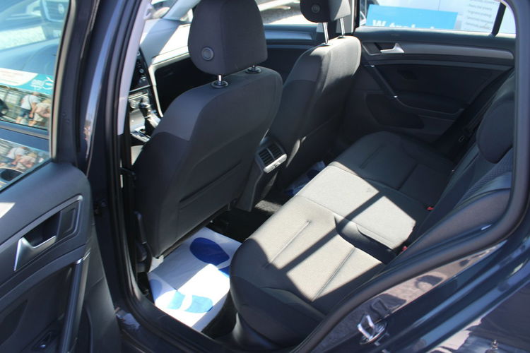 Volkswagen Golf Comfortline A Gwarancja Auto-Hold zdjęcie 13