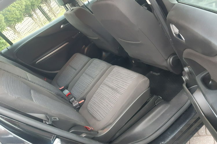 Zafira Opel Zafira Tourer 1.4 Turbo Style zdjęcie 12