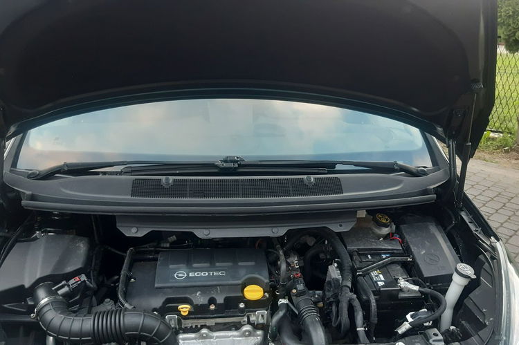 Zafira Opel Zafira Tourer 1.4 Turbo Style zdjęcie 3