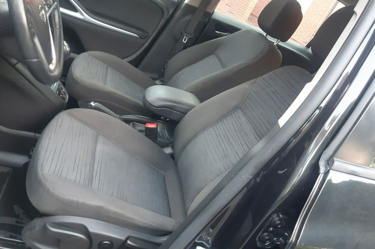Zafira Opel Zafira Tourer 1.4 Turbo Style zdjęcie 6