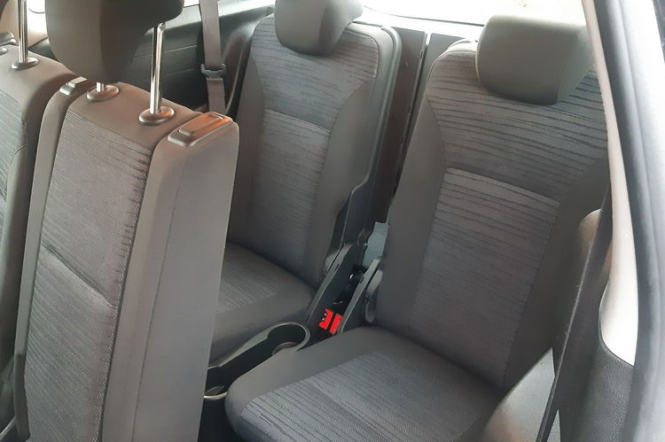 Zafira Opel Zafira Tourer 1.4 Turbo Style zdjęcie 8