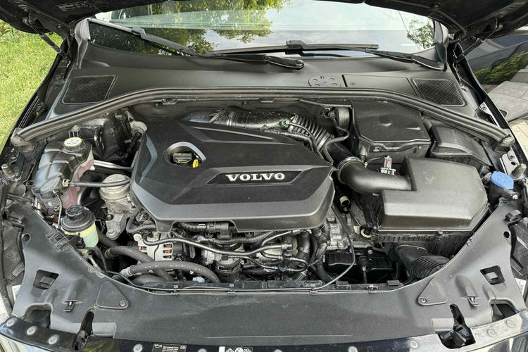 Volvo V60 Niemcy Dobrze wyposażone zdjęcie 8