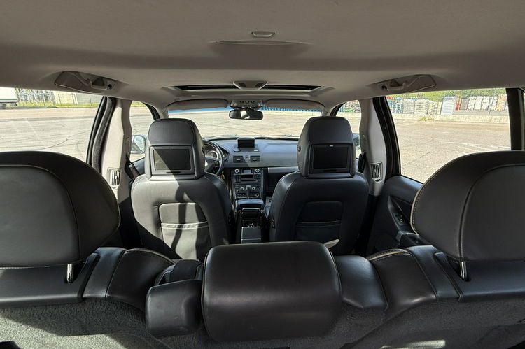 Volvo XC 90 2.4d5 automat 7os. Skóry Navi DVD doinwestowany bezwypadek gwarancja zdjęcie 19