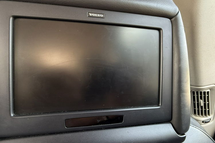 Volvo XC 90 2.4d5 automat 7os. Skóry Navi DVD doinwestowany bezwypadek gwarancja zdjęcie 24