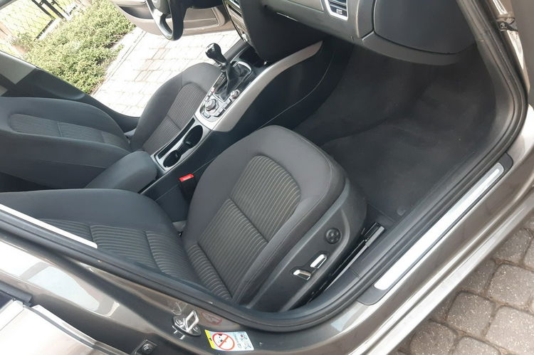 A4 Audi A4 2.0 TFSI E85 Ambiente zdjęcie 5