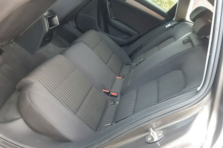 A4 Audi A4 2.0 TFSI E85 Ambiente zdjęcie 6