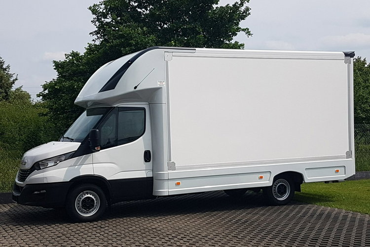 Iveco Daily KONTENER NISKOPODŁOGOWY 4.43x2.23x2.42 SKLEP BAR FOODTRUCK KAMPER AC zdjęcie 1