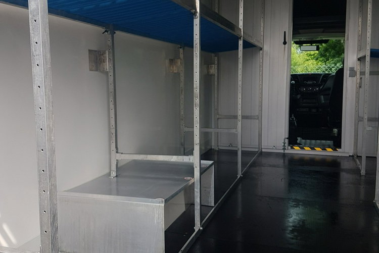 Iveco Daily KONTENER NISKOPODŁOGOWY 4.43x2.23x2.42 SKLEP BAR FOODTRUCK KAMPER AC zdjęcie 24