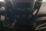 Iveco Daily KONTENER NISKOPODŁOGOWY 4.43x2.23x2.42 SKLEP BAR FOODTRUCK KAMPER AC zdjęcie 9