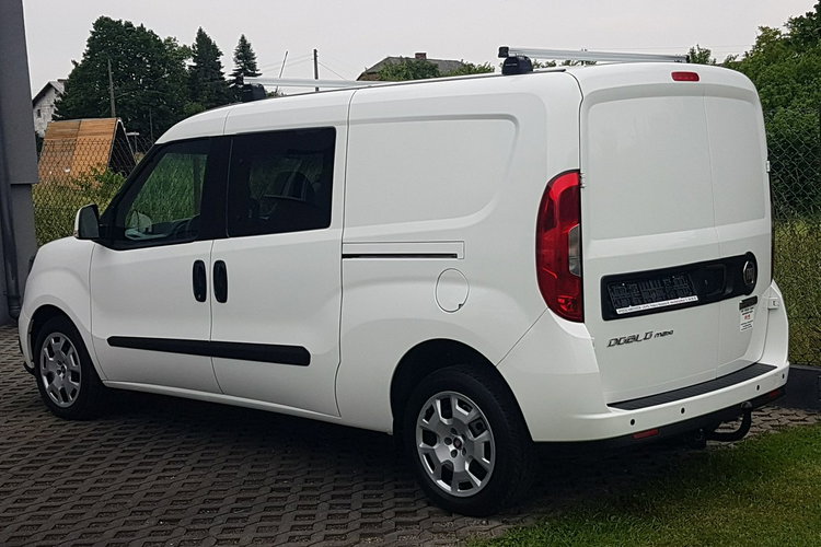 Fiat Doblo MAXI 5 OSÓB DŁUGI KLIMA 6-BIEGÓW KRAJOWY 2X DRZWI BOCZNE PRZESUWNE zdjęcie 3