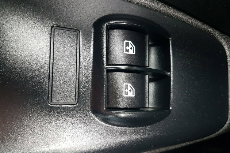Fiat Doblo MAXI 5 OSÓB DŁUGI KLIMA 6-BIEGÓW KRAJOWY 2X DRZWI BOCZNE PRZESUWNE zdjęcie 9