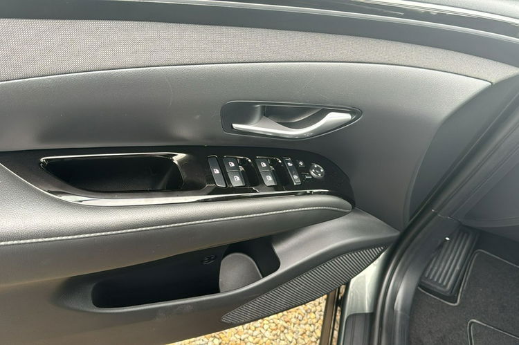 Hyundai Tucson hybryda plug-in, 4WD, automat, zarejestrowany zdjęcie 17