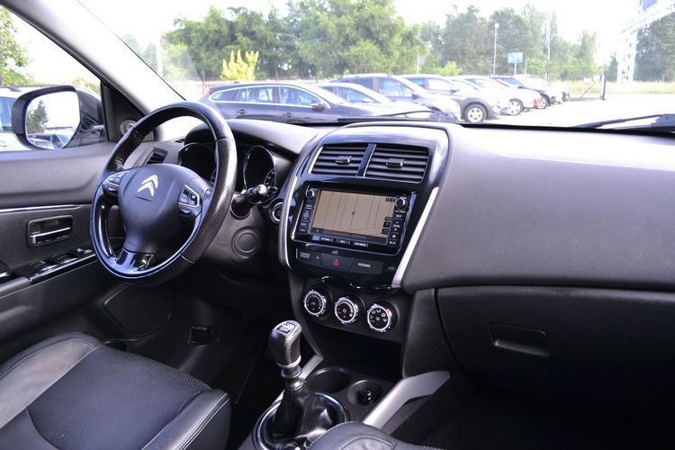 Citroen C4 Aircross Nawigacja ELektryczne/Podgrz. fotele Xenon Serwis LED KeylessGo zdjęcie 12