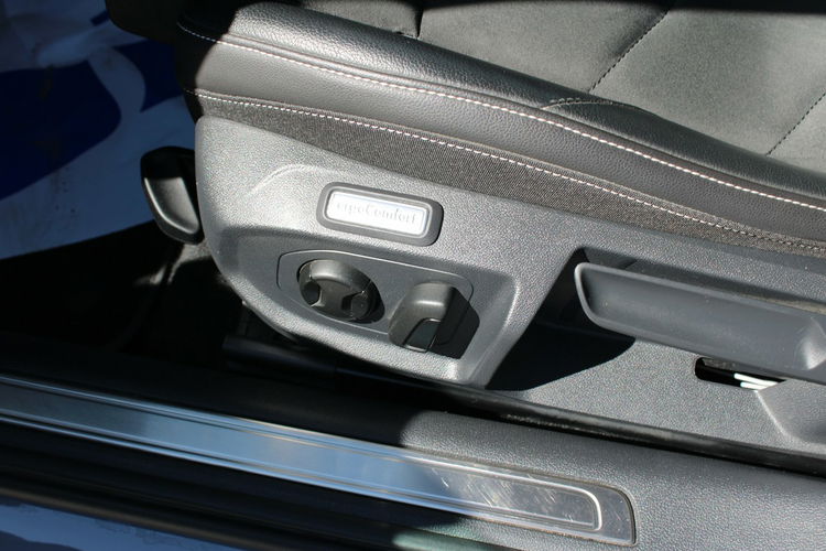 Volkswagen Arteon TDI Elegance Virtual DSG Gwarancja zdjęcie 16