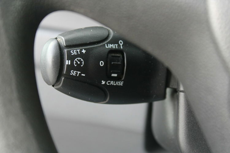 Peugeot Expert Traveller 1.6d 9 osobowy salon Polska zdjęcie 19