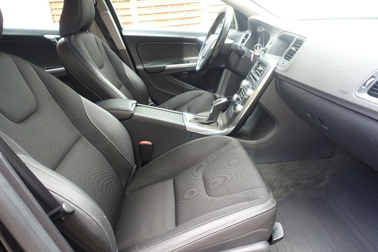 Volvo S60 Oferta Prywatna Salon Polska 1.6 Benzyna 150 KM Automat zdjęcie 14