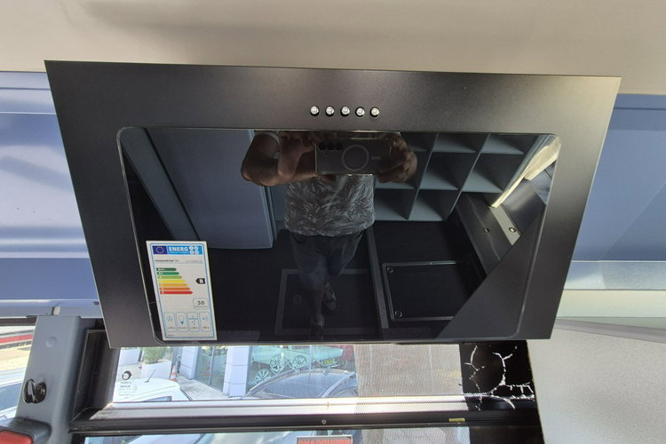 330S / KAMPER + AUTOBUS KAMPER / AUTOBUS/ NOWA ZABUDOWA / SOLAR NA DACHU / ŁAZIENKA / KUCHENKA zdjęcie 18