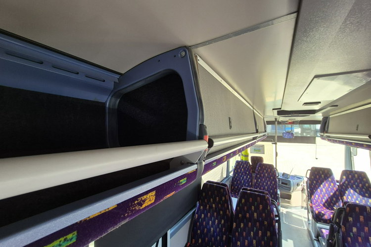 330S / KAMPER + AUTOBUS KAMPER / AUTOBUS/ NOWA ZABUDOWA / SOLAR NA DACHU / ŁAZIENKA / KUCHENKA zdjęcie 21