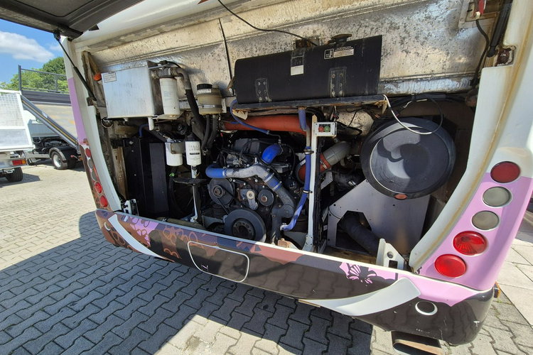 330S / KAMPER + AUTOBUS KAMPER / AUTOBUS/ NOWA ZABUDOWA / SOLAR NA DACHU / ŁAZIENKA / KUCHENKA zdjęcie 31