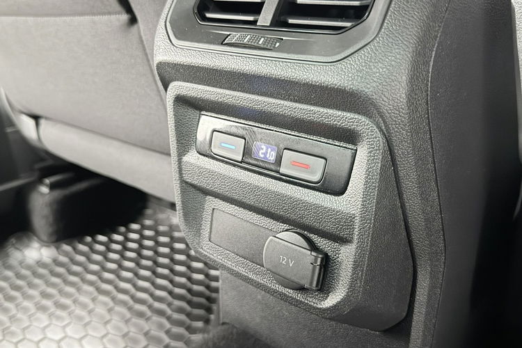 Volkswagen Tiguan 1.4TSi140KM ACT Highline DSG ACC KeylessGo LED Navi PL Salon zdjęcie 29