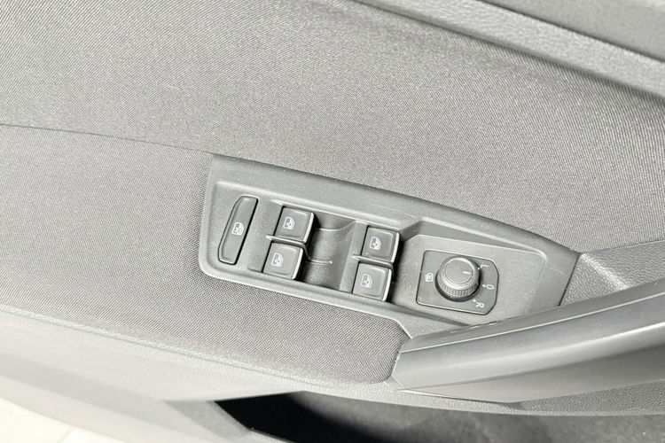Volkswagen Tiguan 1.4TSi140KM ACT Highline DSG ACC KeylessGo LED Navi PL Salon zdjęcie 31