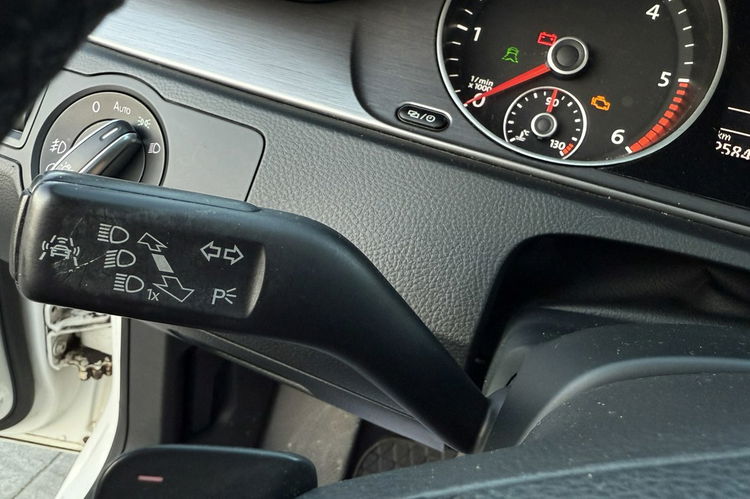 Volkswagen Passat 2.0tdi 177KM automat 4-Motion R-Line najbogatsza wersja zamiana 1.r.gw zdjęcie 32