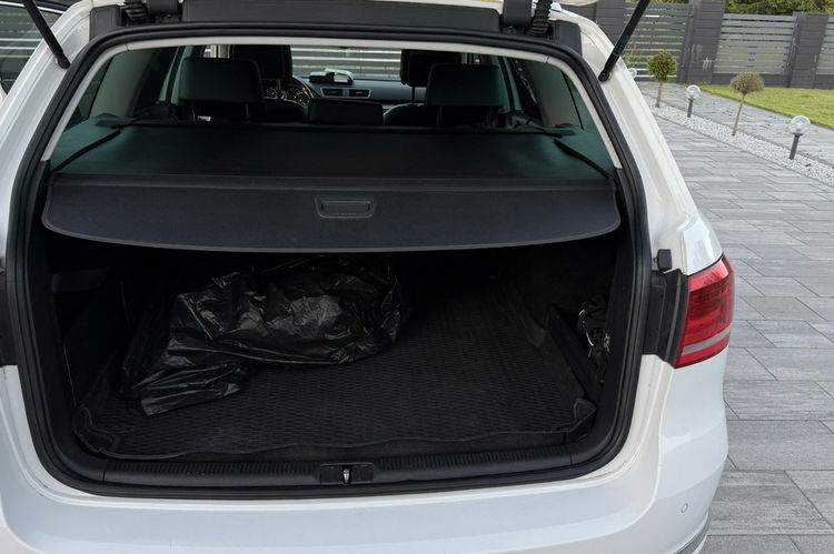 Volkswagen Passat 2.0tdi 177KM automat 4-Motion R-Line najbogatsza wersja zamiana 1.r.gw zdjęcie 45