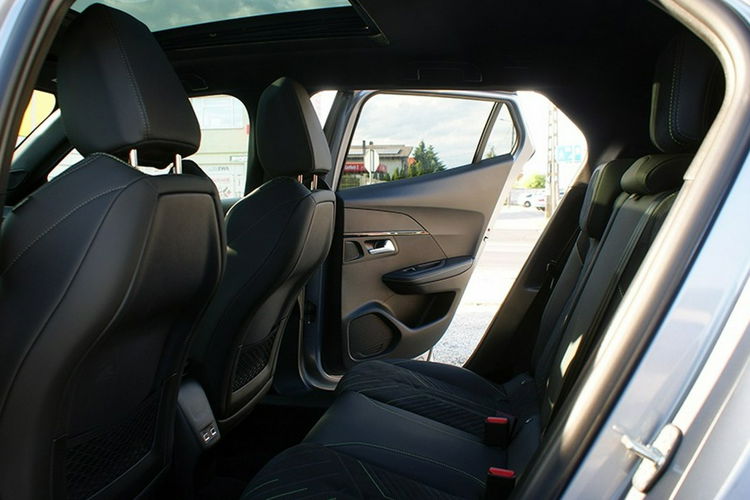 2008 Peugeot 2008 1.2 PureTech GT S&S EAT8 zdjęcie 19