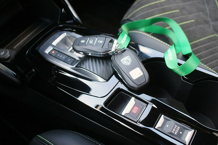 2008 Peugeot 2008 1.2 PureTech GT S&S EAT8 zdjęcie 9