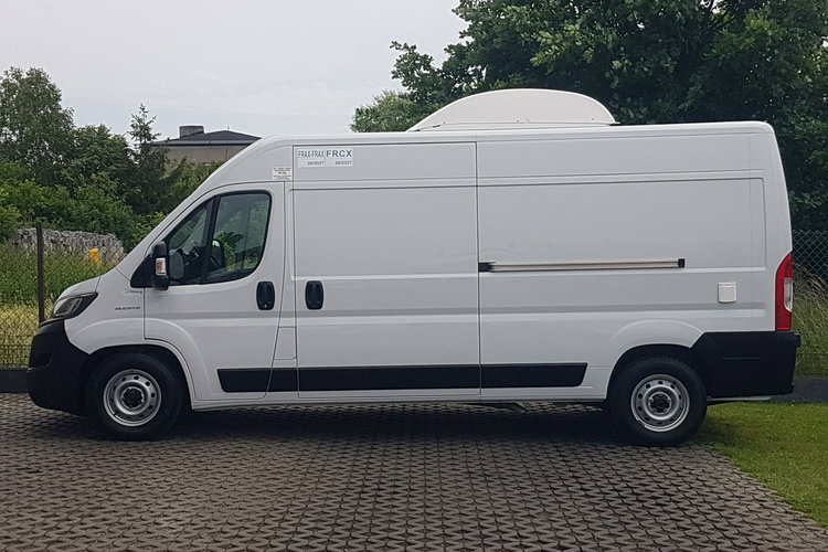 Fiat Ducato 3 KOMORY L3H2 CHŁODNIA IZOTERMA GRZANIE AGREGAT KLIMA TEMPOMAT zdjęcie 11